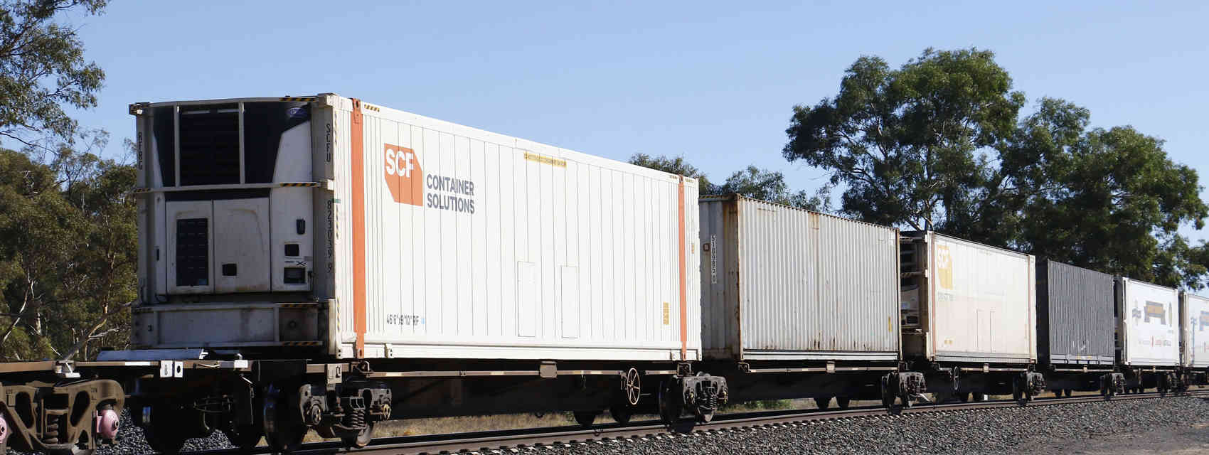 SCF 46Ft Reefer Rail Front Low