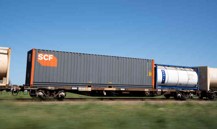SCF 40Ft Pallet Wide Train