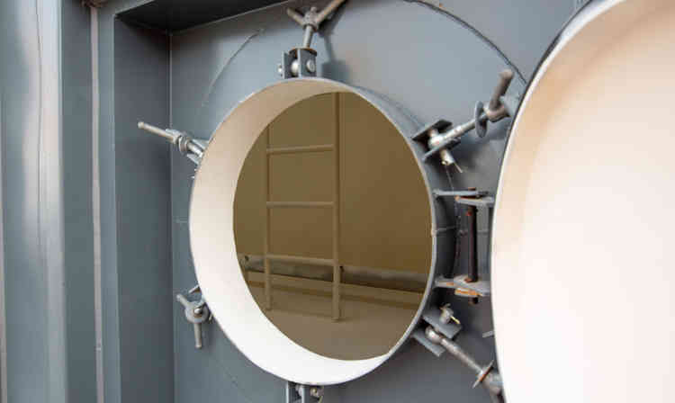 SCF 25Ft BLS Interior Hatch Feature
