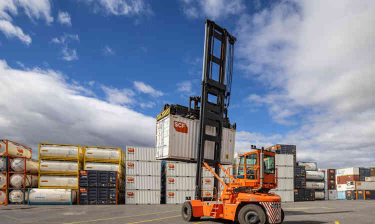SCF 20Ft HC Full Lift