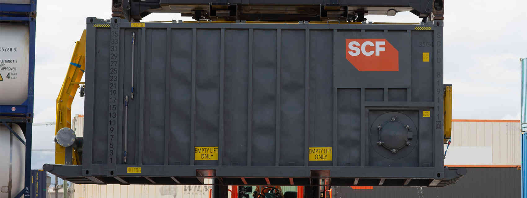 SCF 25Ft BLS Front Lift Feature