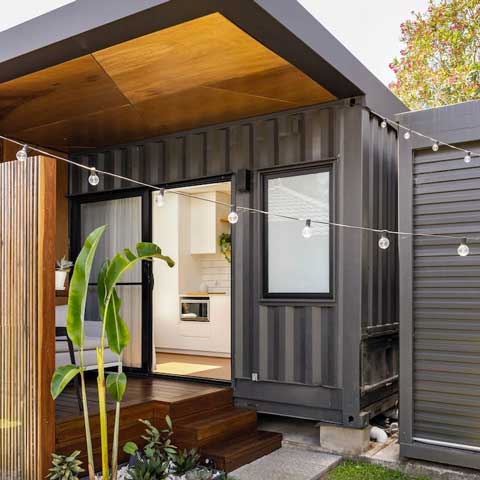 Granny Flats Installation, Outdoor World