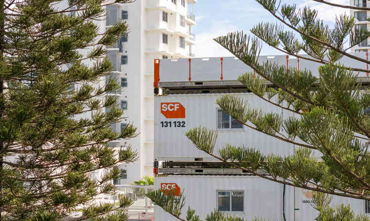 SCF 20Ft Toilet Full Width Trees