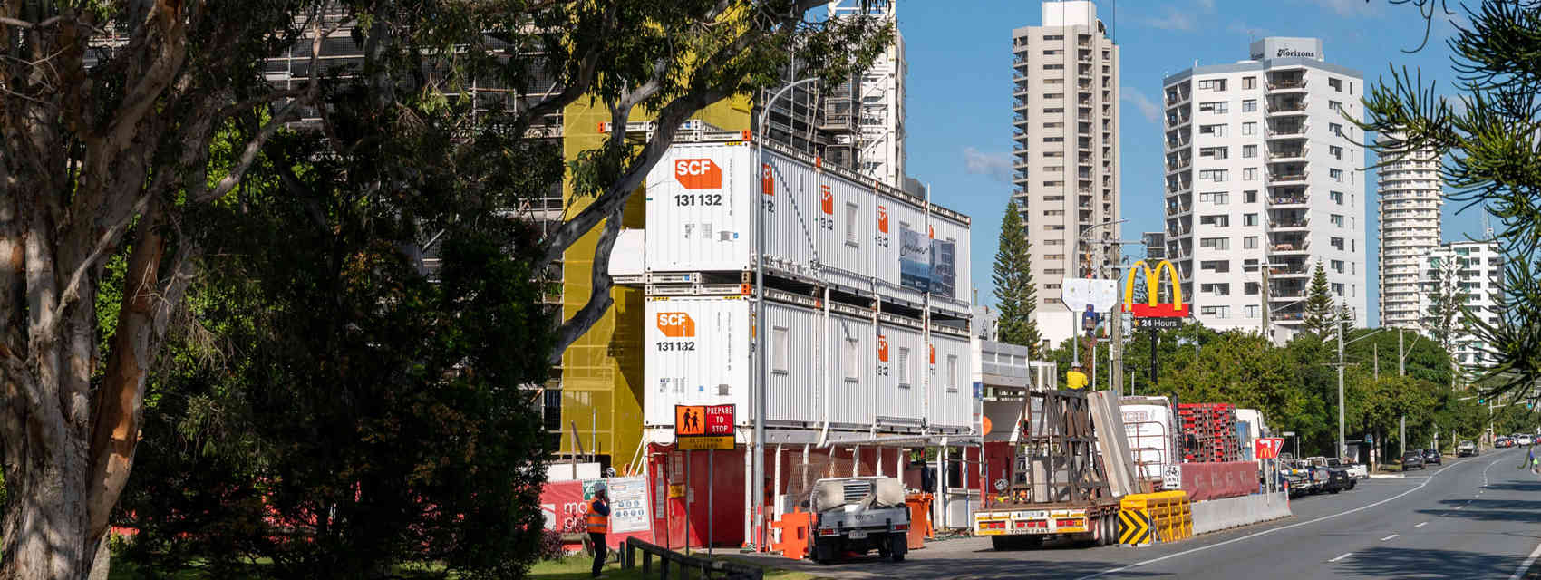 SCF 20Ft Self Contained Full Width Tree