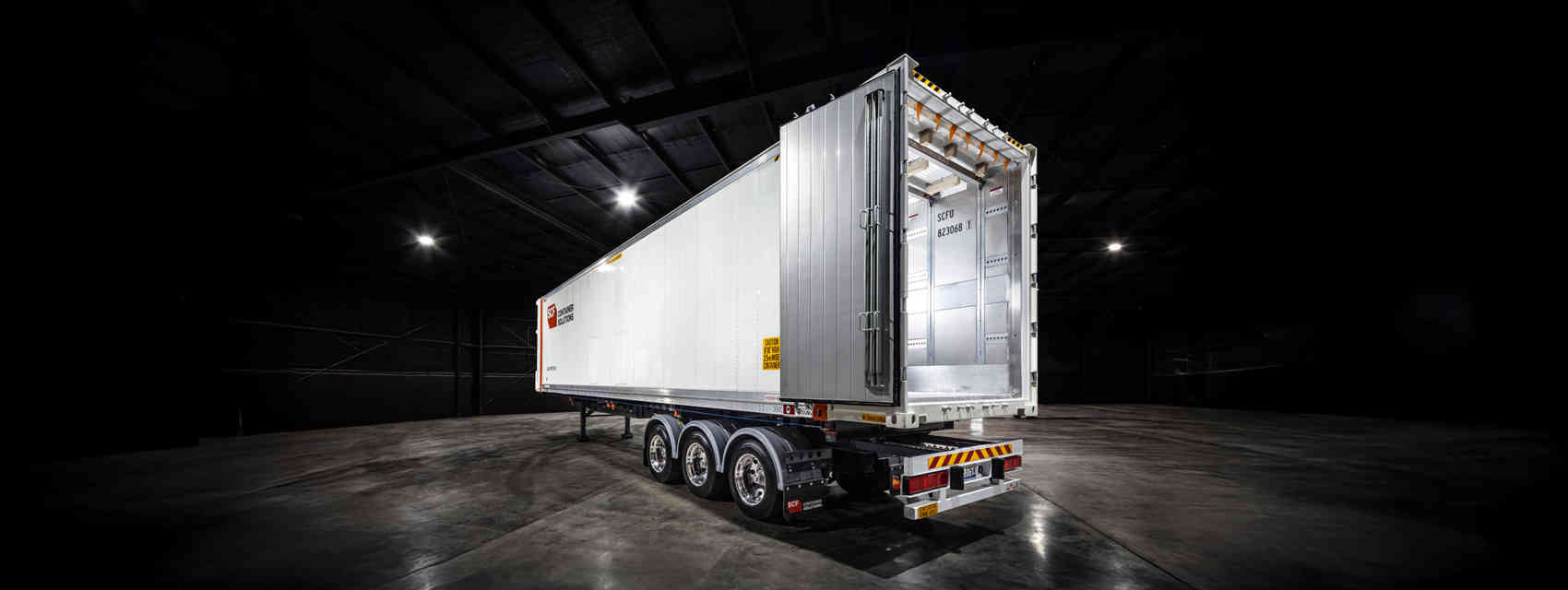 SCF Reefer Trailer Full Width Back Angle
