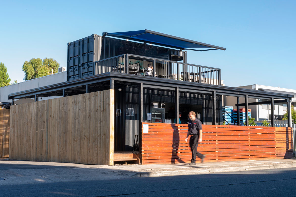 Converted Shipping Container - BAR / restaurant /Coffee Shop 20ft