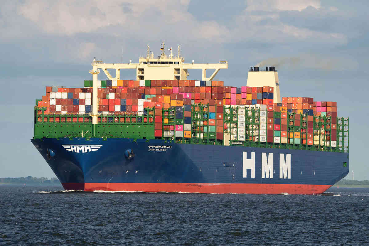 World's Largest Shipping Container Ships in 2023 SCF